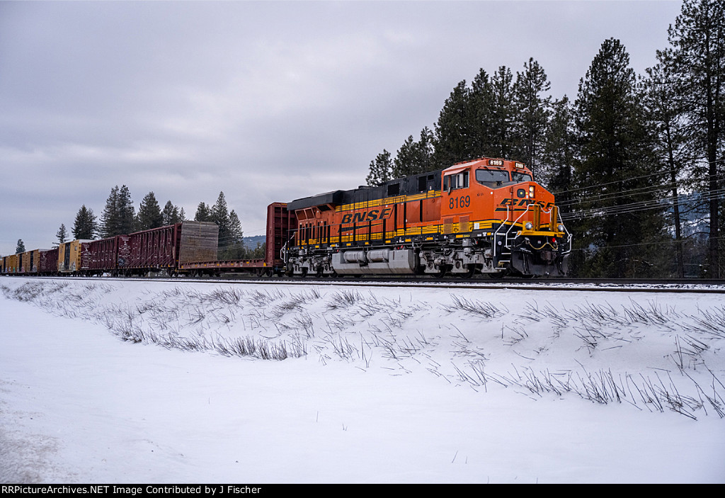 BNSF 8169